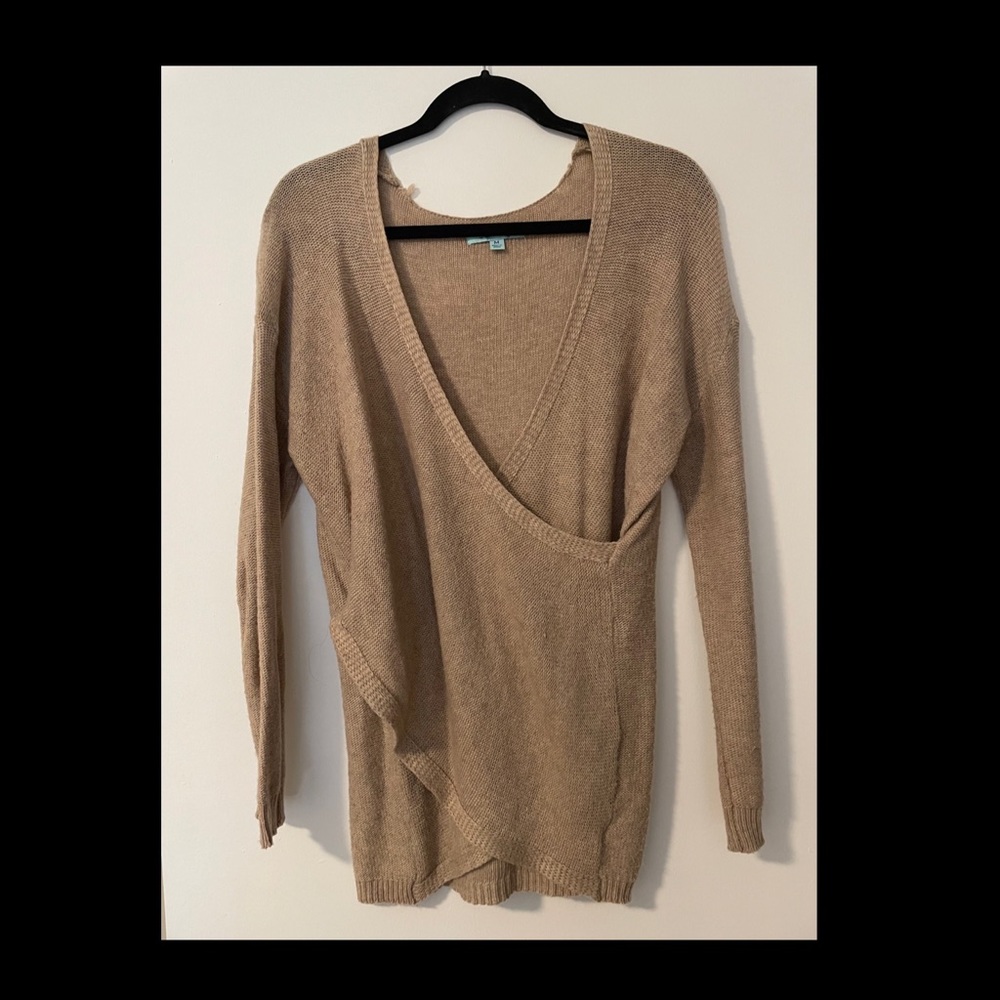 “She + Sky” like new medium, caramel/tan dressy sweater